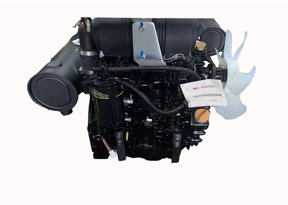 Lắp ráp động cơ diesel 3TNV82A cho máy xúc XE15 PC30UU
